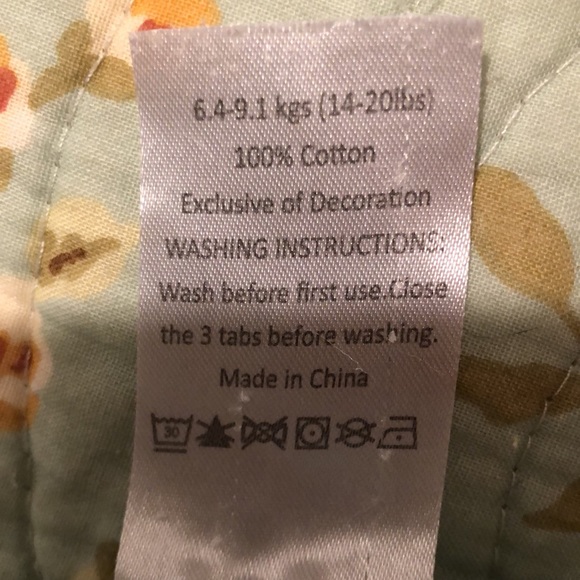 Snug gown - Picture 3 of 3